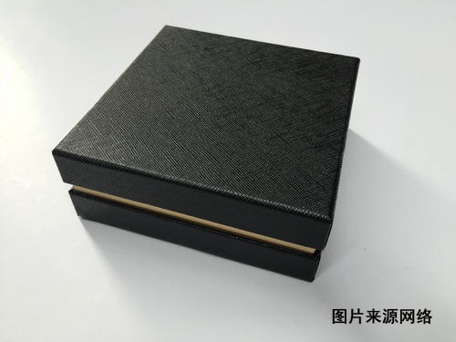 黑色天地蓋禮盒如何設(shè)計(jì)？